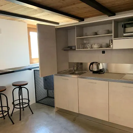 Elegant In Cagliari, 60 M² With Balcony And View *