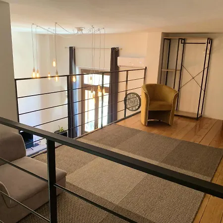 Elegant In Cagliari, 60 M² With Balcony And View