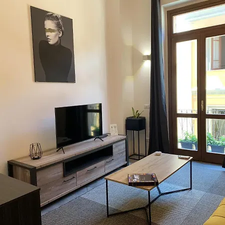 Lägenhet Elegant In 60 M² With Balcony And View *