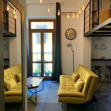 아파트 Elegant In Cagliari, 60 M² With Balcony And View