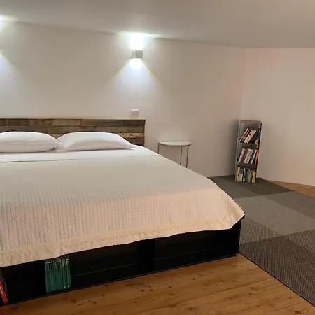 Elegant In Cagliari, 60 M² With Balcony And View 아파트