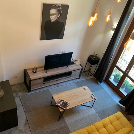 Elegant In Cagliari, 60 M² With Balcony And View * 칼리아리