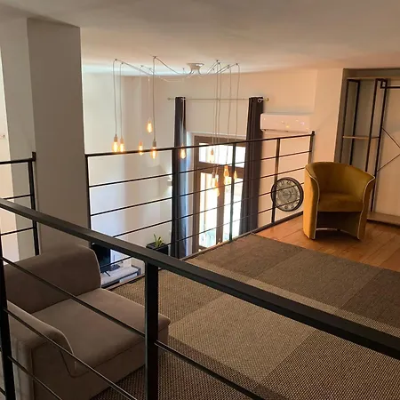 Apartment Elegant In Cagliari, 60 M² With Balcony And View