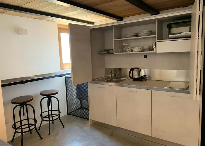 Elegant In Cagliari, 60 M² With Balcony And View *