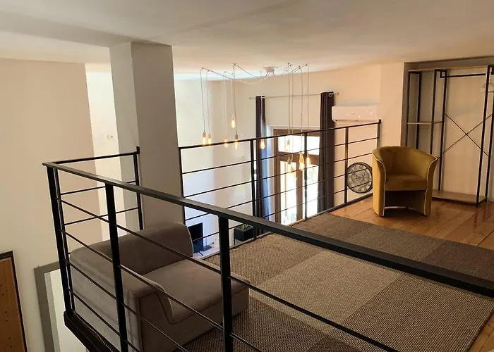 アパート Elegant In Cagliari, 60 M² With Balcony And View