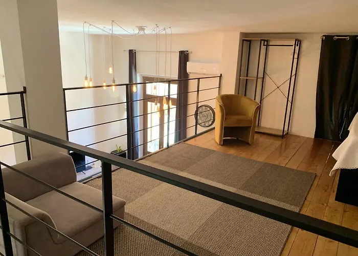 Elegant In Cagliari, 60 M² With Balcony And View